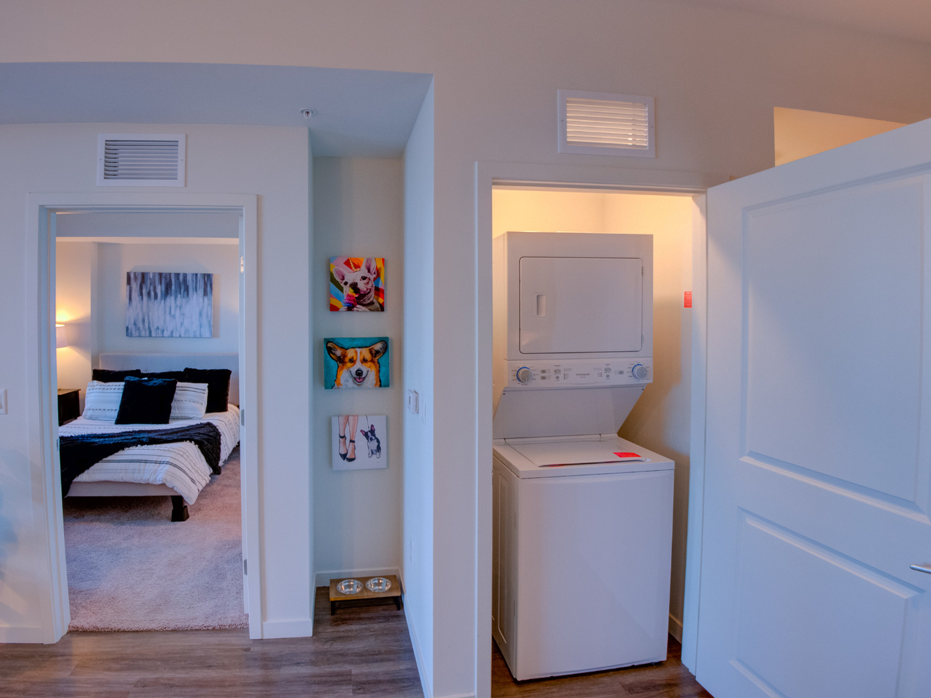 Radius Apartments in-unit washer and dryer - Orlando, FL